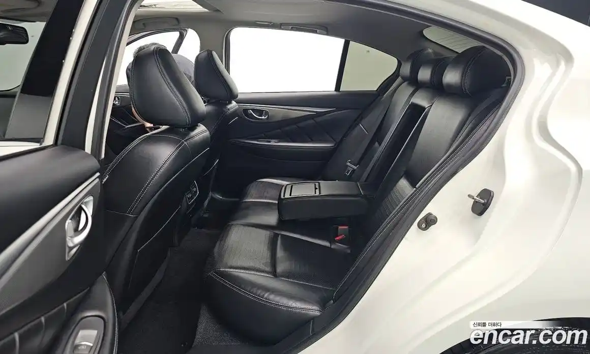Infiniti Q50 2016 3.5 гидро в Москве № 827397, фото 12