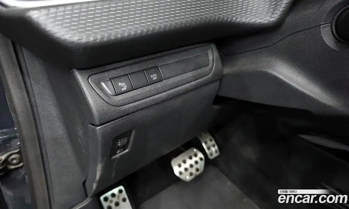 Peugeot 2008 2018 1.5 гидро в Москве № 827475, фото 16