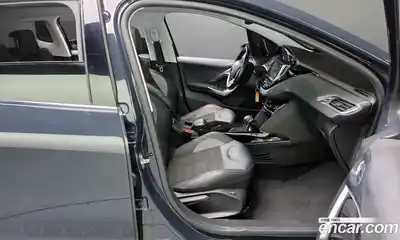 Peugeot 2008 2018 1.5 гидро в Москве № 827475, миниатюра 10