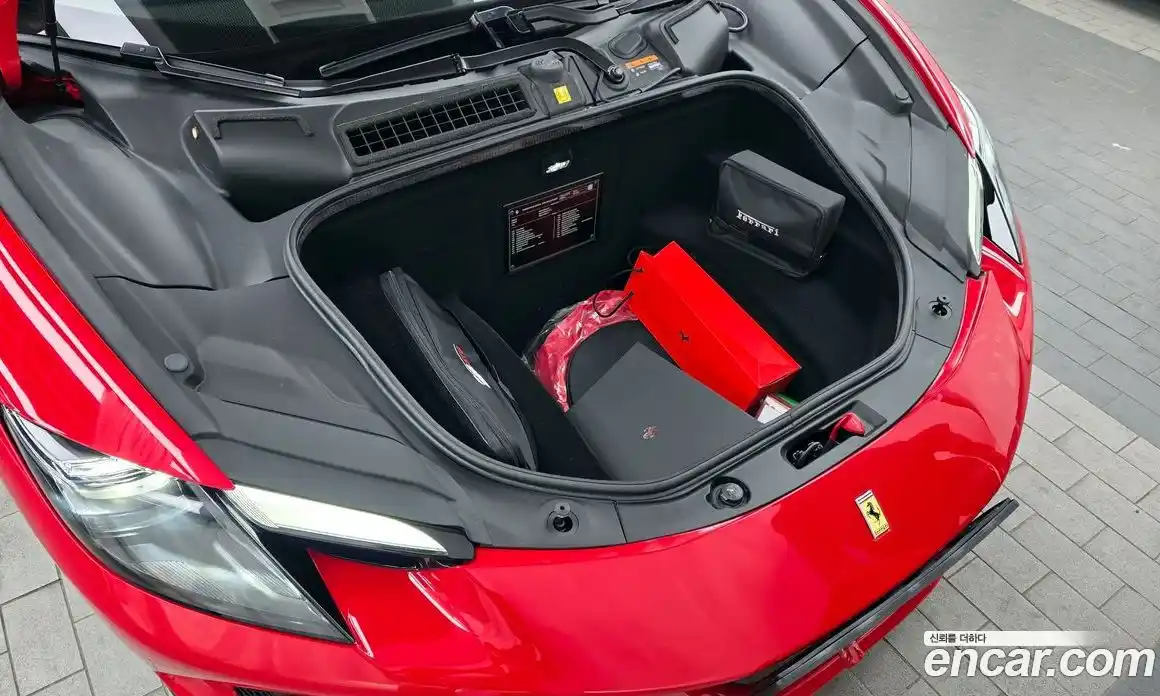 Ferrari 296 2024 3.0 гидро в Москве № 850840, фото 20