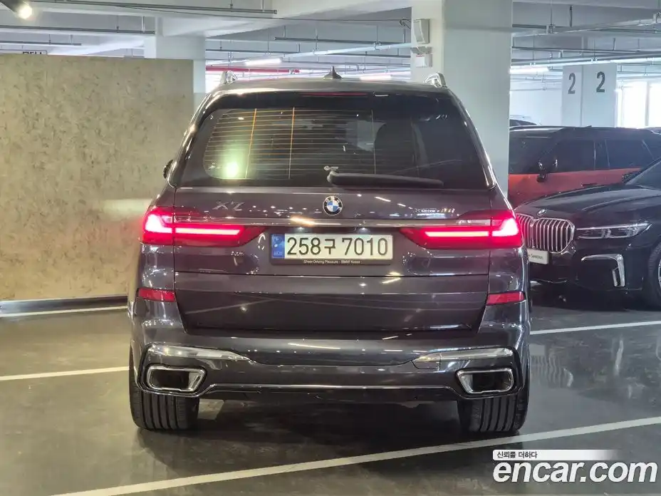 BMW X7 2021 3.0 гидро в Москве № 858757, фото 4