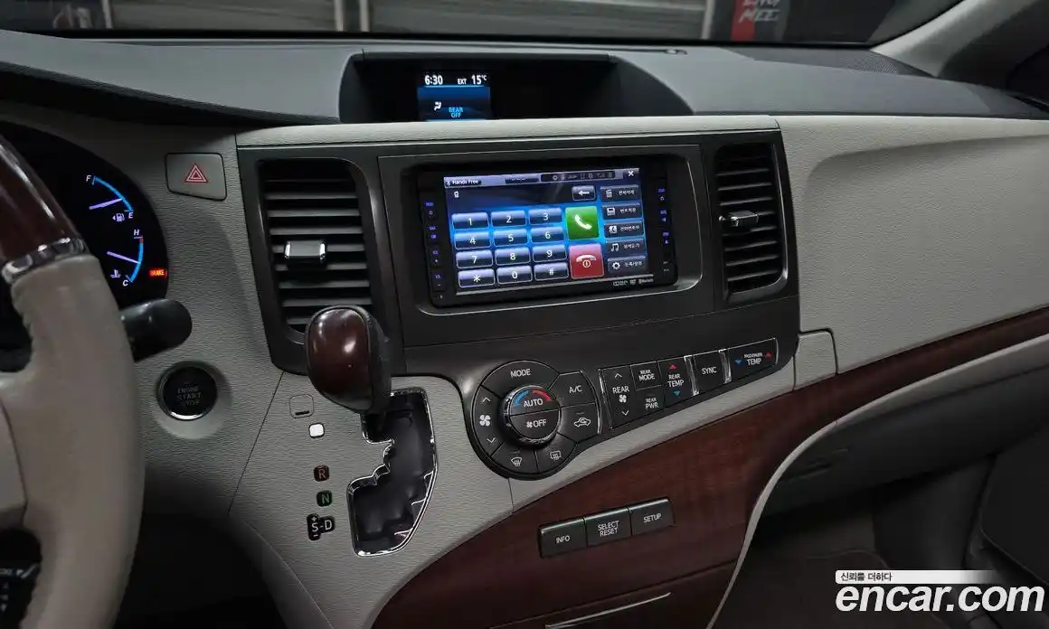 Toyota Sienna 2014 3.5 гидро в Москве № 862959, фото 16