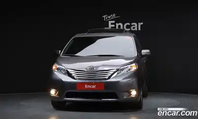Toyota Sienna 2014 3.5 гидро в Москве № 862959, миниатюра 3
