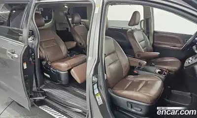 Toyota Sienna 2015 3.5 гидро в Москве № 862999, миниатюра 11