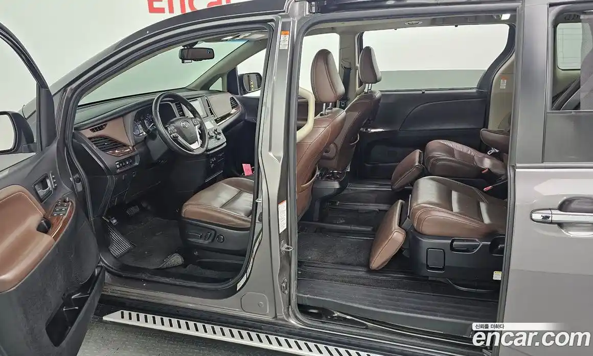 Toyota Sienna 2015 3.5 гидро в Москве № 862999, фото 12