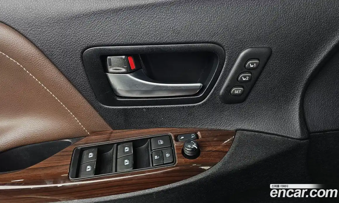 Toyota Sienna 2015 3.5 гидро в Москве № 862999, фото 18