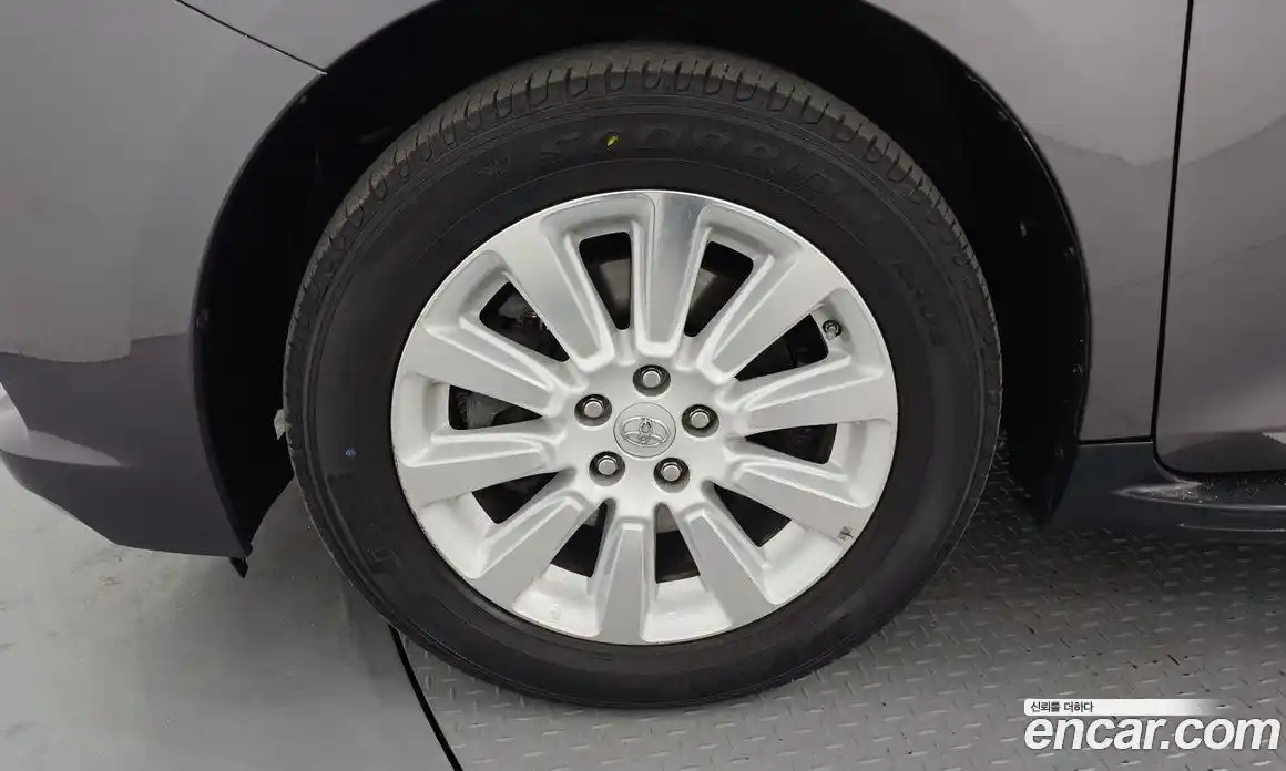 Toyota Sienna 2015 3.5 гидро в Москве № 862999, фото 5
