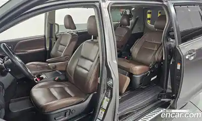 Toyota Sienna 2015 3.5 гидро в Москве № 862999, миниатюра 10