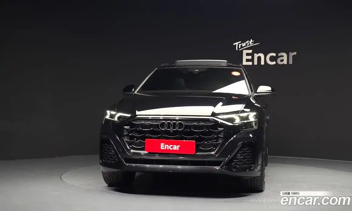 Audi Q8 2025 3.0 Автомат в Москве № 893663, фото 3