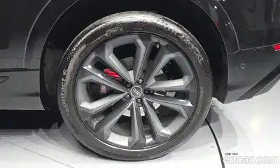 Audi Q8 2025 3.0 Автомат в Москве № 893663, миниатюра 5