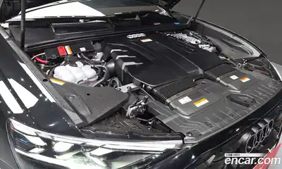 Audi Q8 2025 3.0 Автомат в Москве № 893663, миниатюра 6