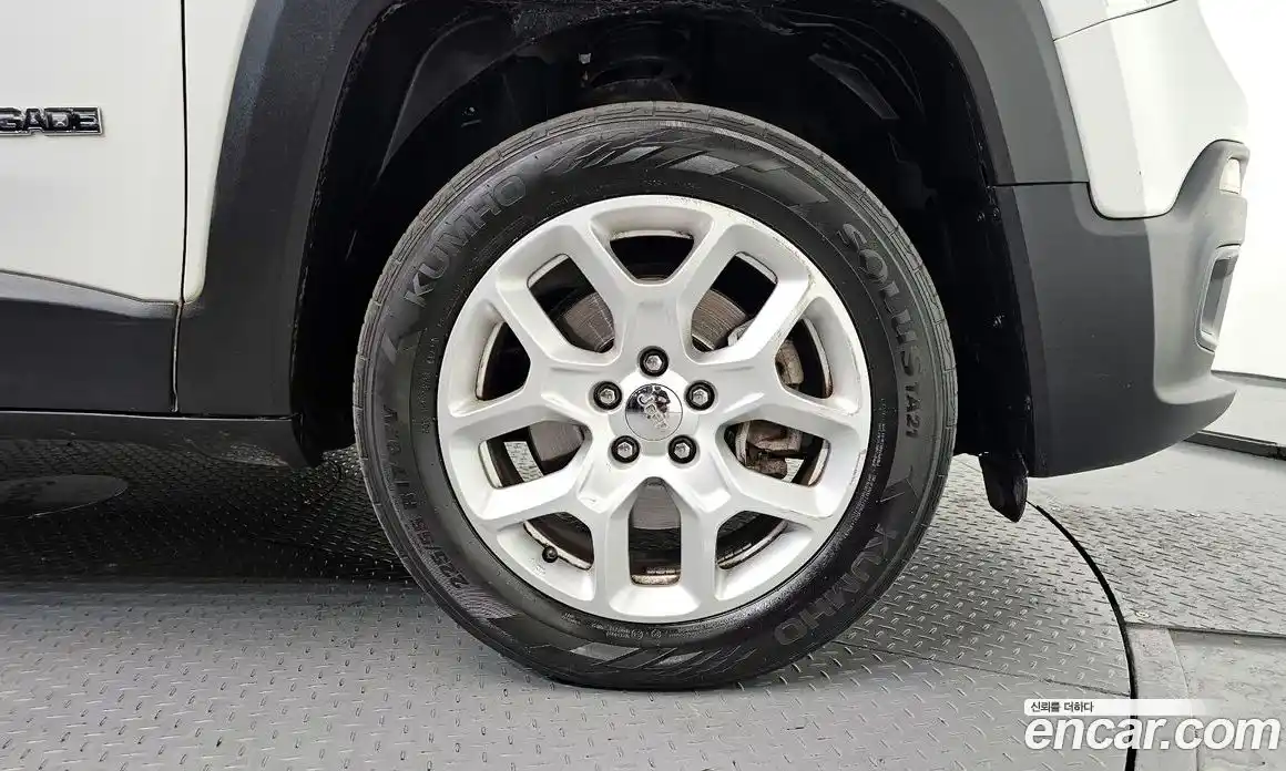 Jeep Renegade 2017 2.0 гидро в Москве № 896633, фото 5