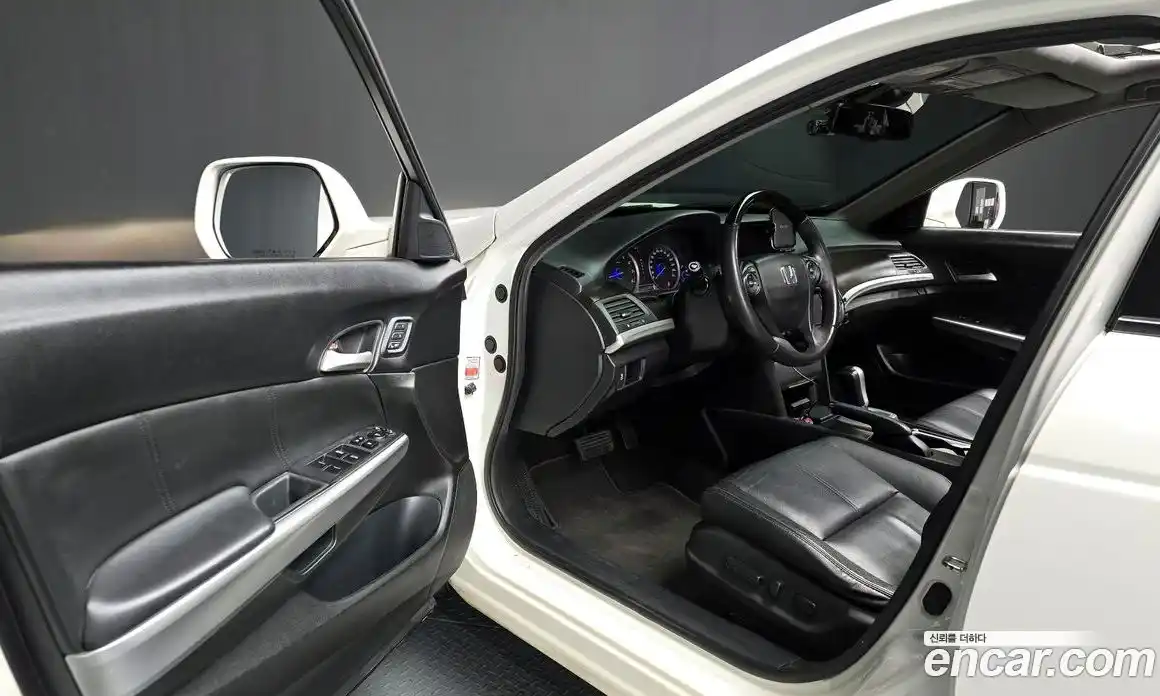 Honda Crosstour 2013 3.5 гидро в Москве № 896789, фото 11