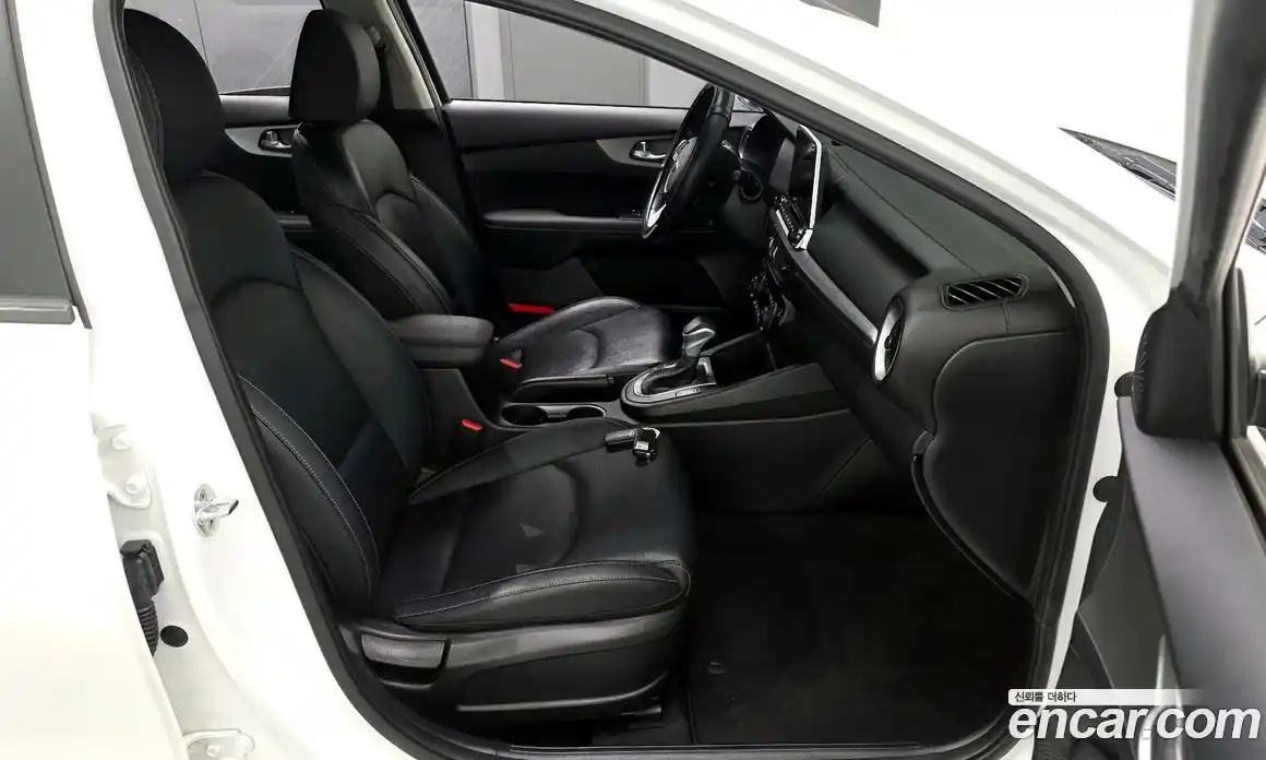 Kia K3 2020 1.6 Автомат в Москве № 930086, фото 13