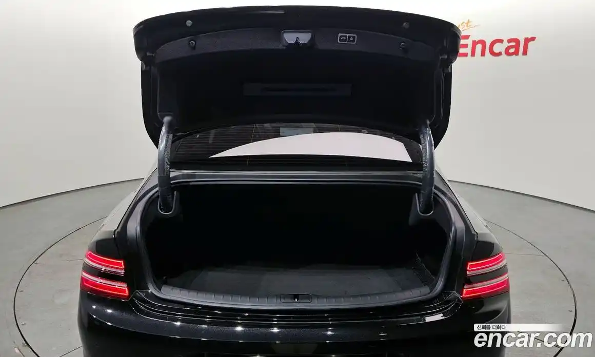 Genesis G80 2023 2.5 Автомат в Москве № 930307, фото 20