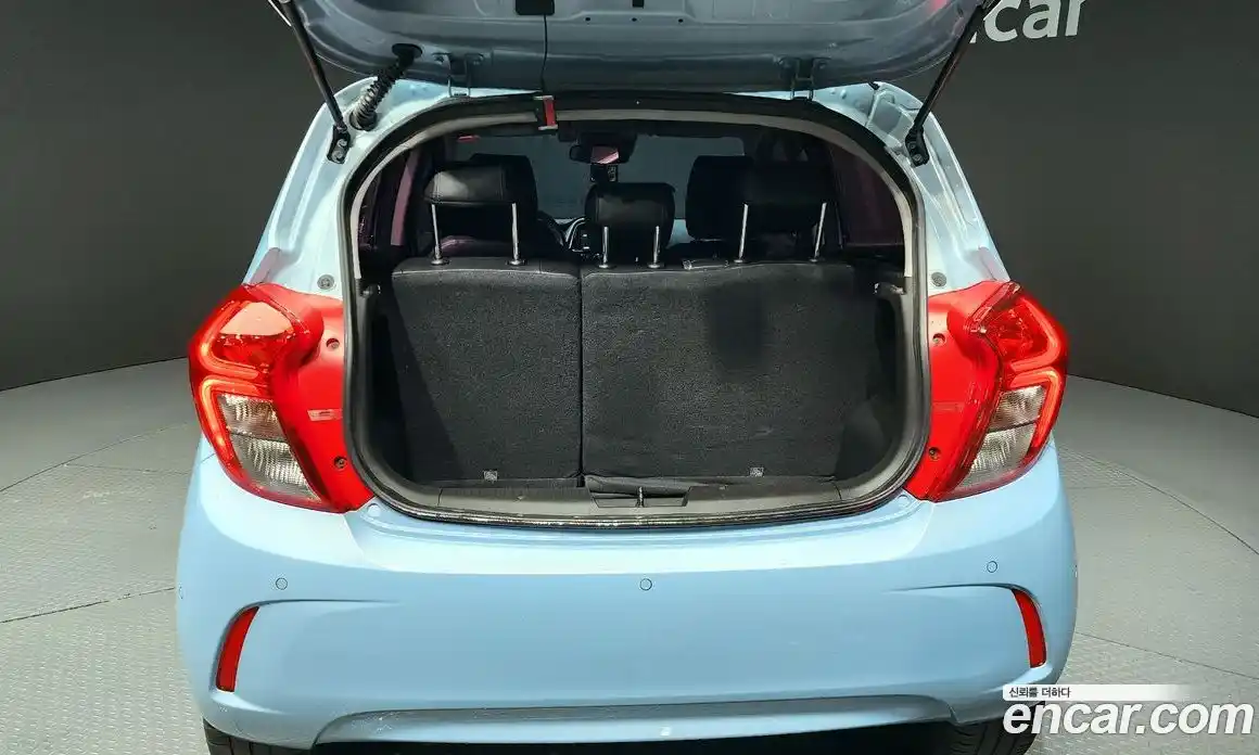 Chevrolet Spark 2016 1.0 Автомат в Москве № 936212, фото 20