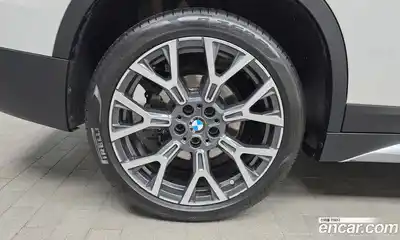 BMW X1 2022 2.0 гидро в Москве № 968551, миниатюра 5