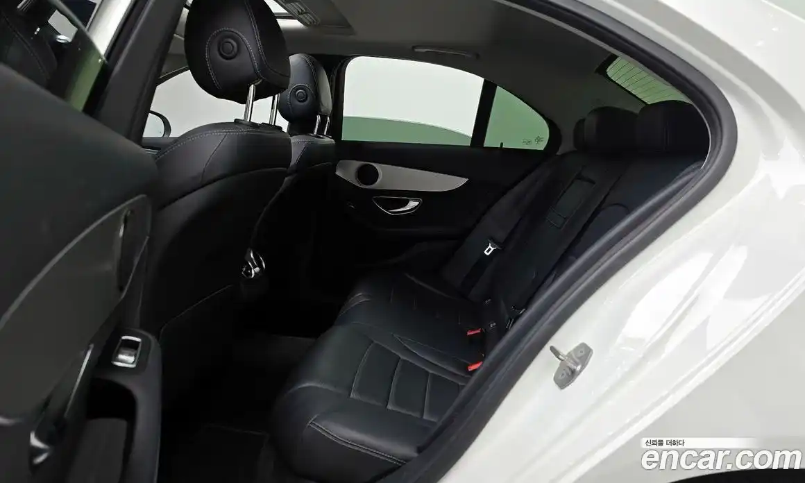 Mercedes-Benz C-Class 2016 2.0 гидро в Москве № 970044, фото 13