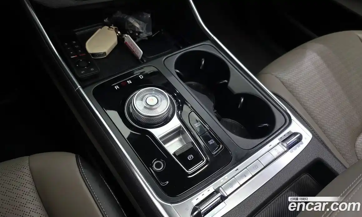 Kia Canival 2024 3.5 Автомат в Москве № 972267, фото 9