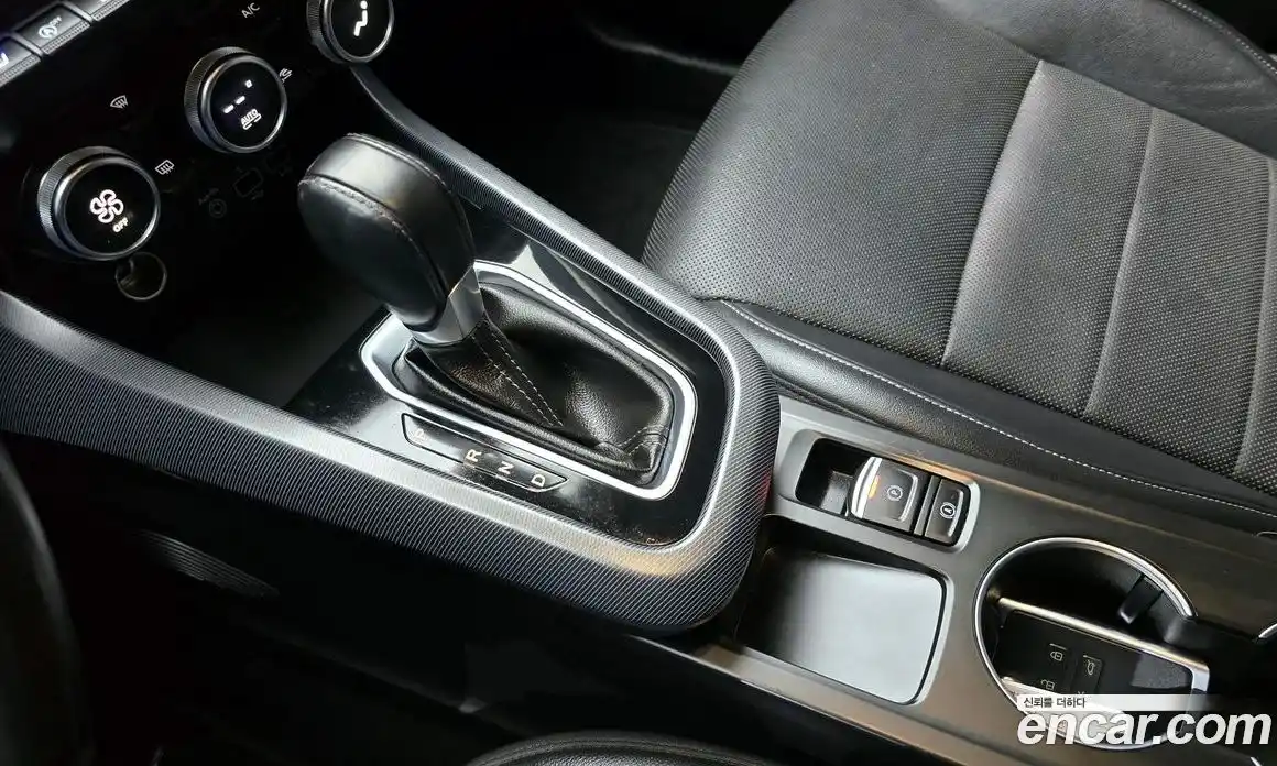 Renault XM3 2020 1.3 Автомат в Москве № 975455, фото 9