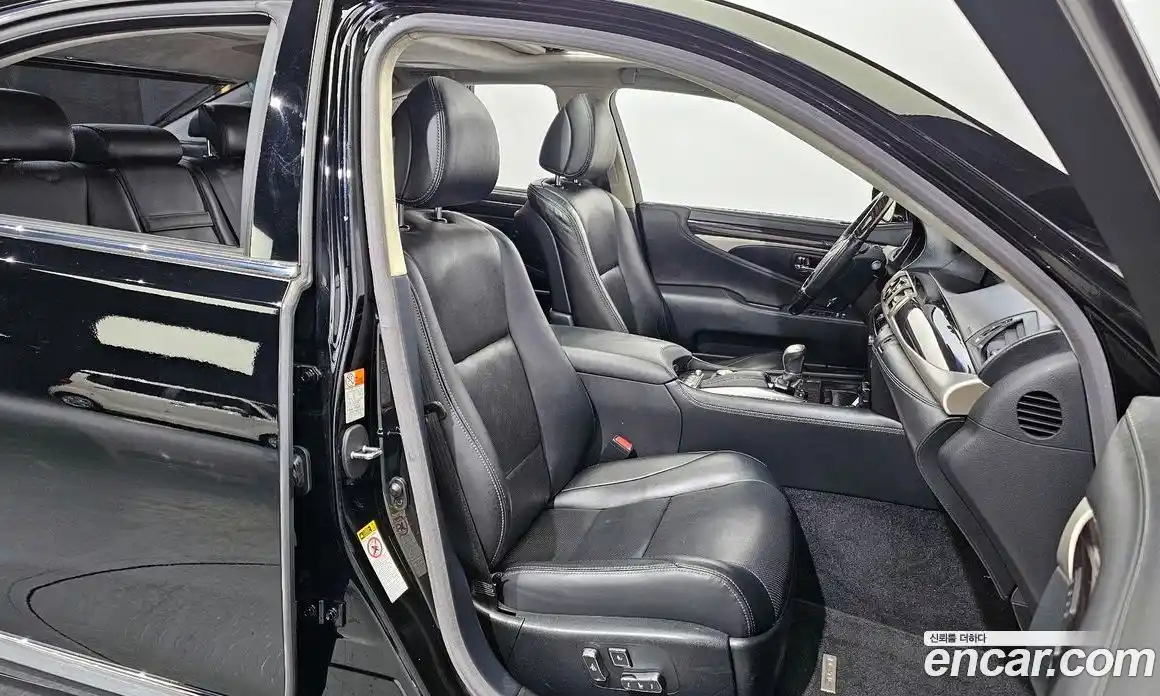Lexus LS 2015 4.6 гидро в Москве № 975852, фото 12