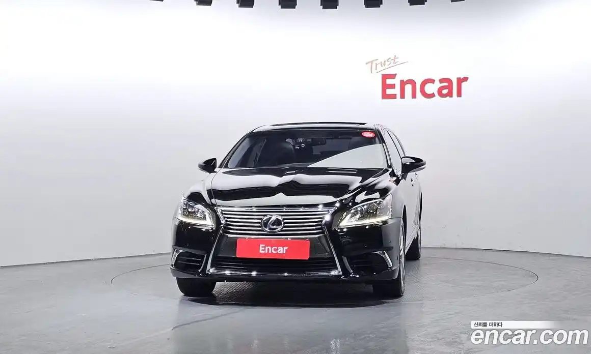 Lexus LS 2015 4.6 гидро в Москве № 975852, фото 3