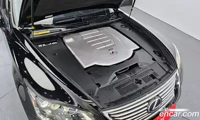 Lexus LS 2015 4.6 гидро в Москве № 975852, миниатюра 6