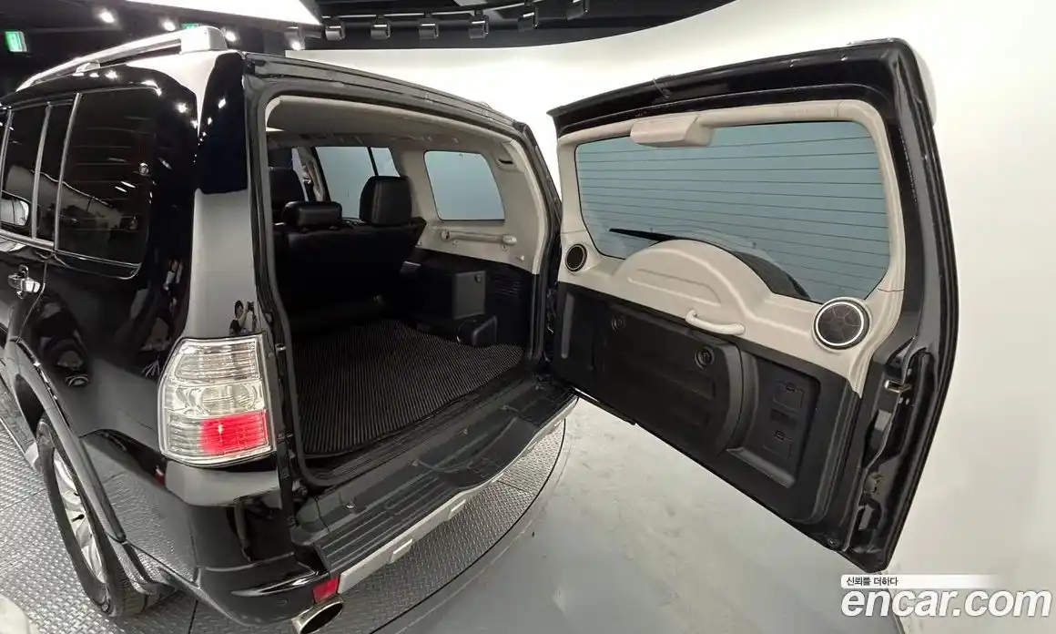 Mitsubishi Pajero 2009 3.2 гидро в Москве № 992454, фото 20