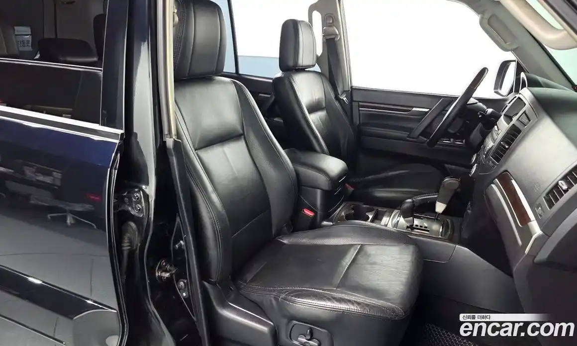 Mitsubishi Pajero 2009 3.2 гидро в Москве № 992454, фото 10