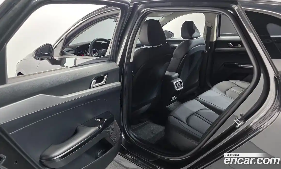 Kia K5 2021 2.0 Автомат в Москве № 1002721, фото 18