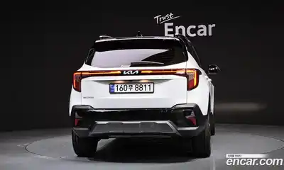 Kia Seltos 2024 1.6 Автомат в Москве № 1009036, миниатюра 4