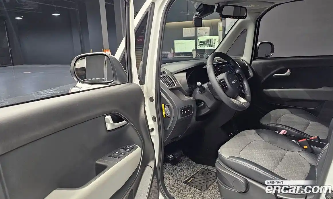 Kia Ray 2022 1.0 Автомат в Москве № 1009201, фото 11