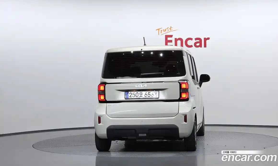 Kia Ray 2023 1.0 Автомат в Москве № 1009361, фото 4