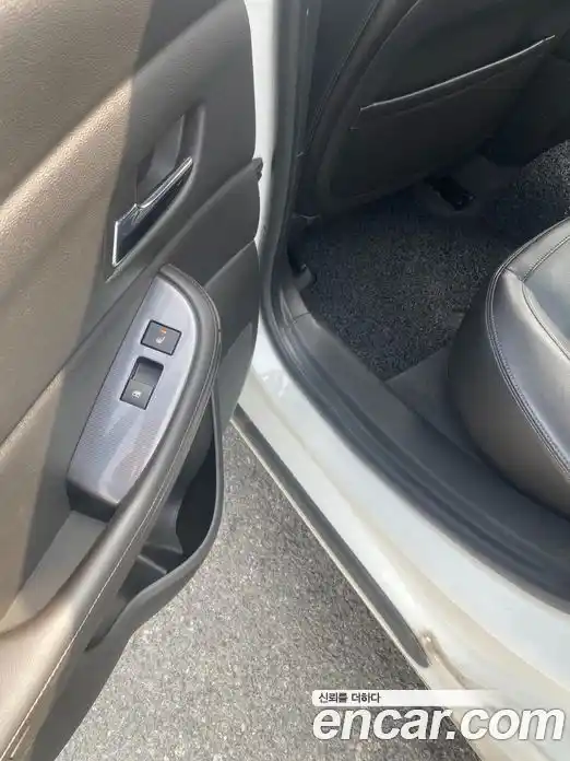 Chevrolet Malibu 2015 2.0 Автомат в Москве № 1012682, фото 19