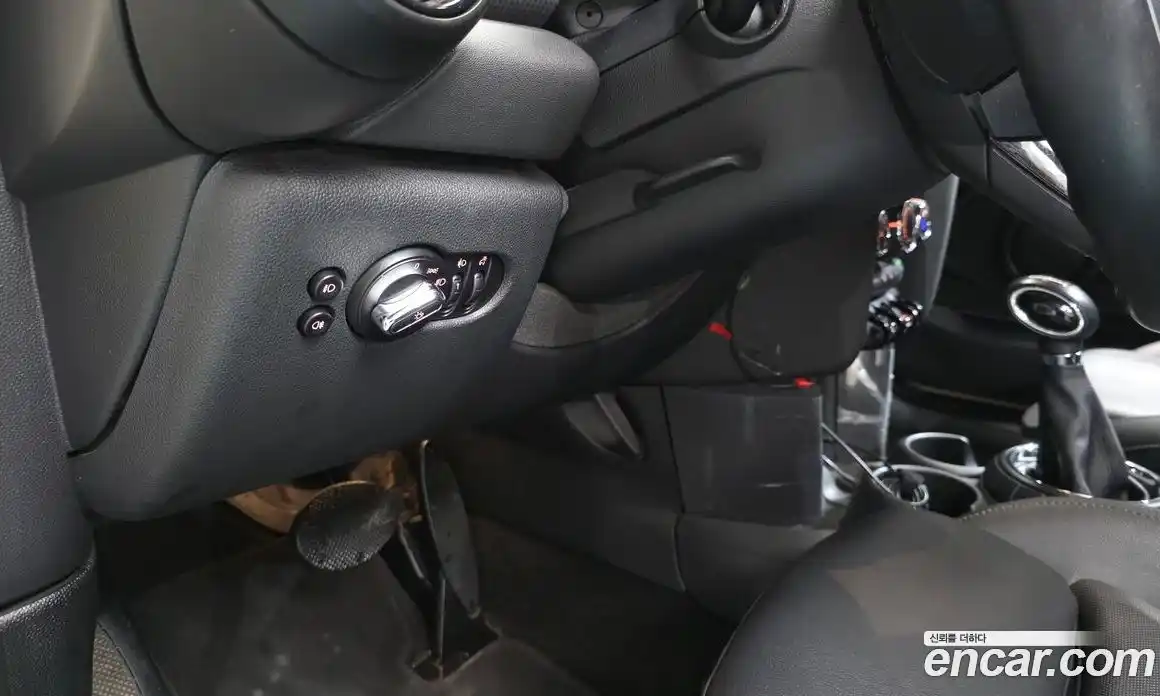 Mini Cooper 2014 1.5 гидро в Москве № 1013923, фото 17