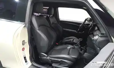 Mini Cooper 2014 1.5 гидро в Москве № 1013923, миниатюра 9