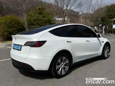 Tesla Model Y 2023 0.2 гидро в Москве № 1014349, миниатюра 2