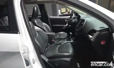 Jeep Cherokee 2017 2.4 гидро в Москве № 1014841, миниатюра 11