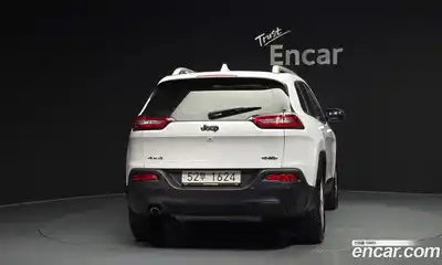 Jeep Cherokee 2017 2.4 гидро в Москве № 1014841, миниатюра 4