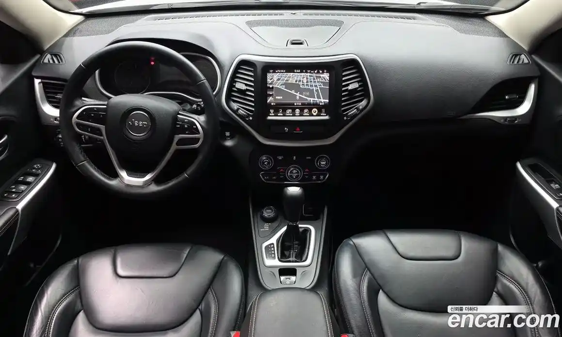 Jeep Cherokee 2017 2.4 гидро в Москве № 1014841, фото 7