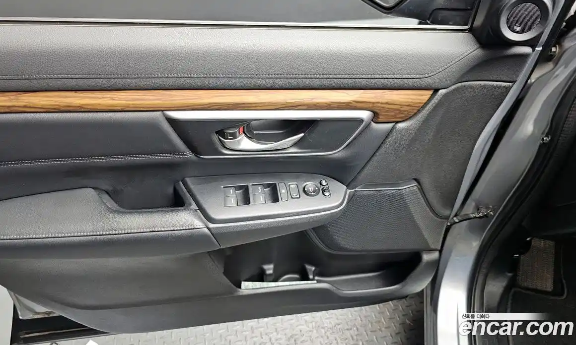 Honda CR-V 2017 1.5 гидро в Москве № 1015330, фото 17