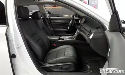 Honda Accord 2022 2.0 гидро в Москве № 1015353, миниатюра 11