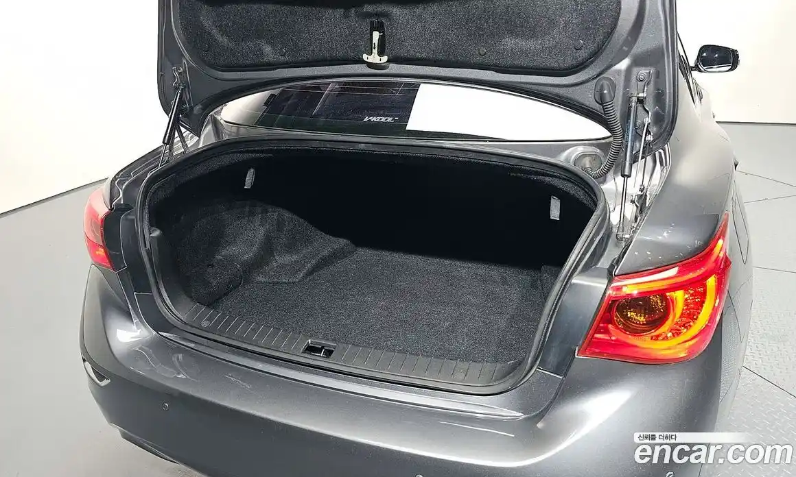 Infiniti Q50 2015 2.1 гидро в Москве № 1015727, фото 20
