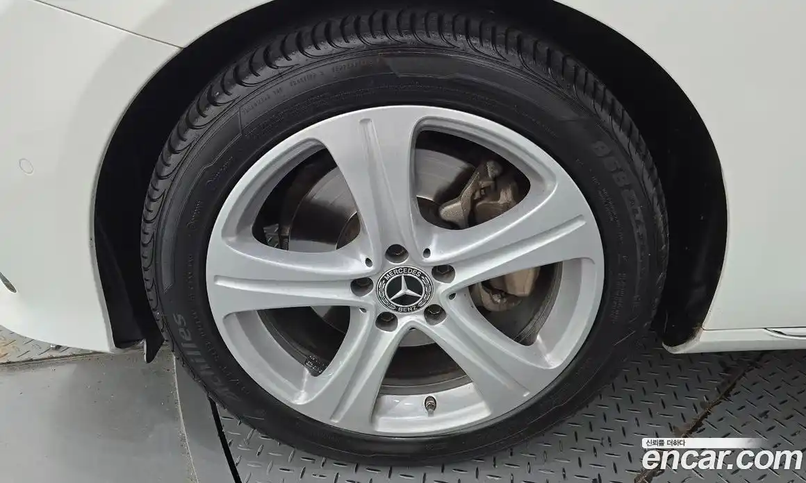 Mercedes-Benz E-Class 2018 2.0 гидро в Москве № 140043, фото 5