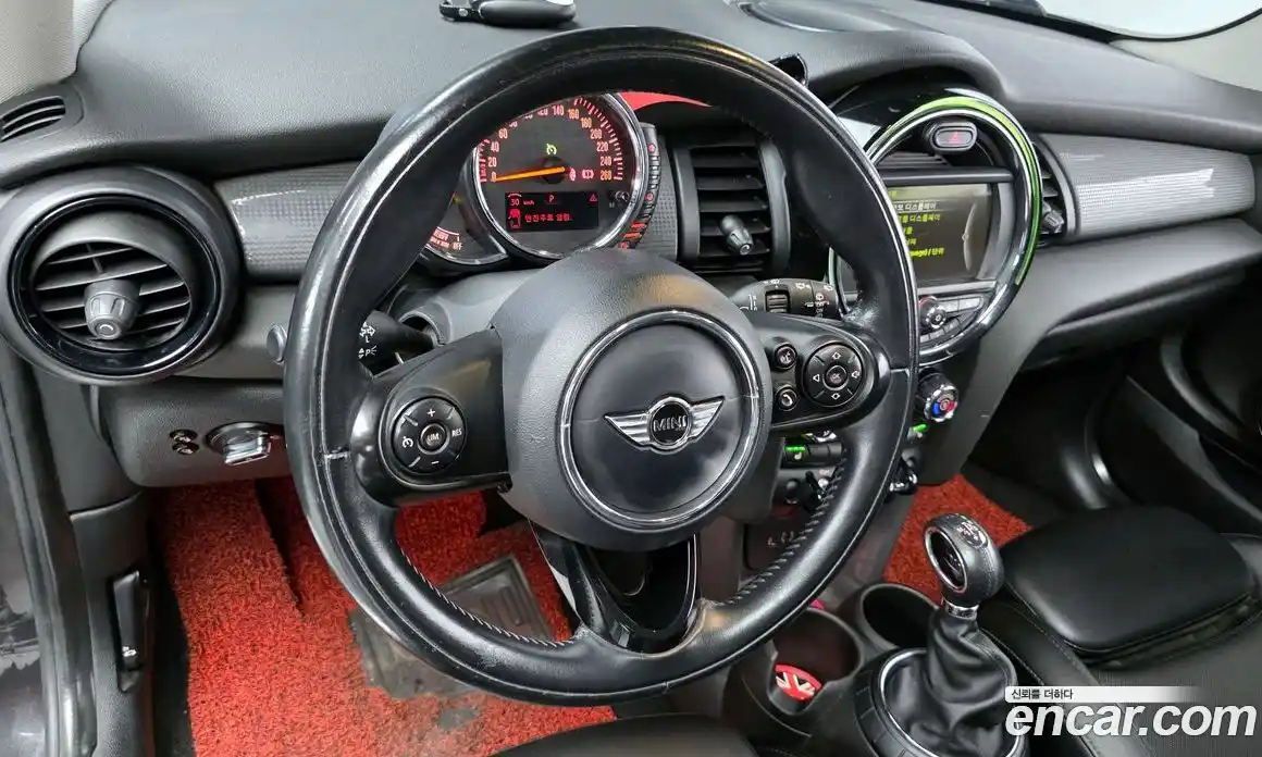 Mini Cooper 2015 1.5 гидро в Москве № 140524, фото 13
