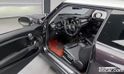 Mini Cooper 2015 1.5 гидро в Москве № 140524, миниатюра 10