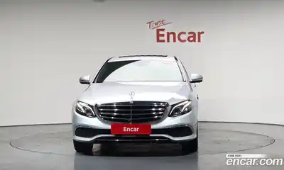 Mercedes-Benz E-Class 2018 2.0 гидро в Москве № 141730, миниатюра 2