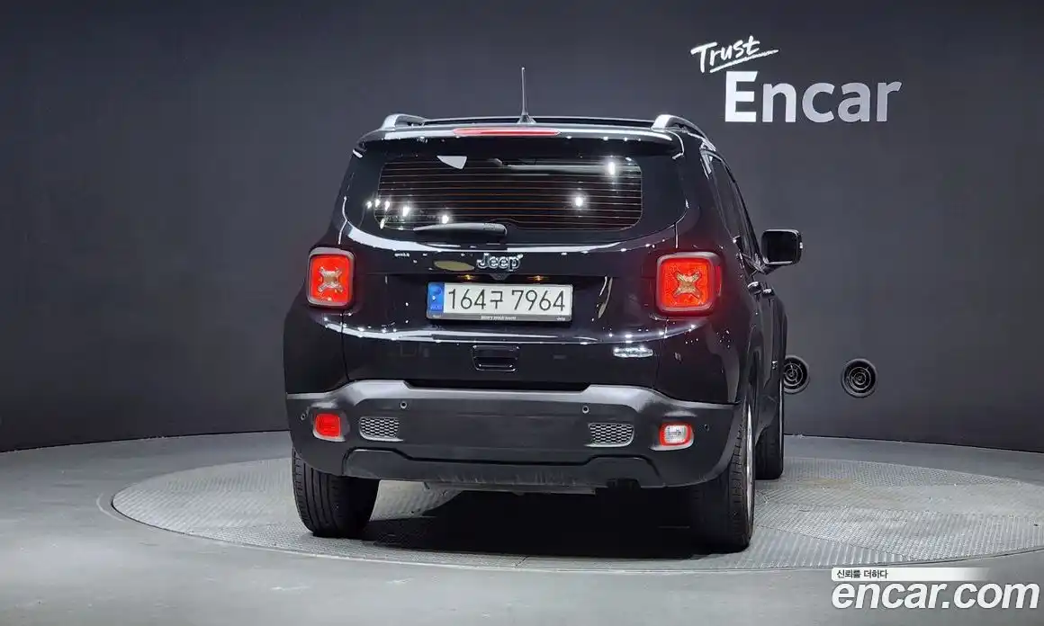 Jeep Renegade 2021 2.4 гидро в Москве № 147642, фото 4