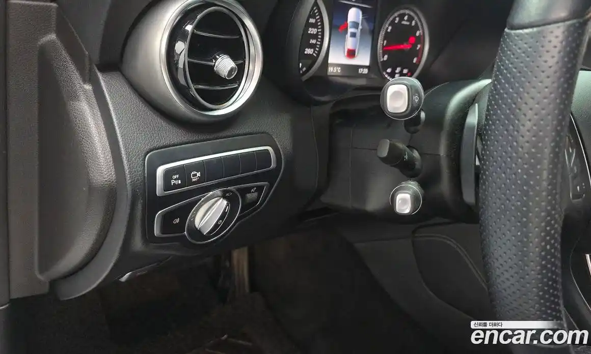 Mercedes-Benz GLC-Class 2019 2.0 гидро в Москве № 149463, фото 17
