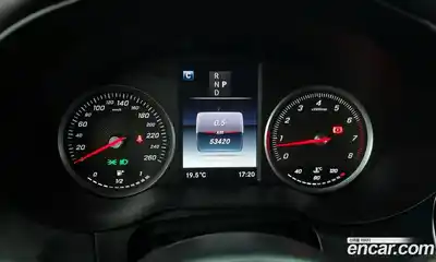 Mercedes-Benz GLC-Class 2019 2.0 гидро в Москве № 149463, миниатюра 8